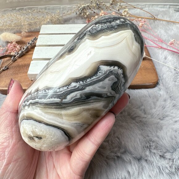 Gorgeous Large Onyx Heart 1.13kg - Picture 5 of 5